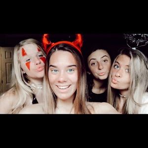 Meet your Posher, Anna claire